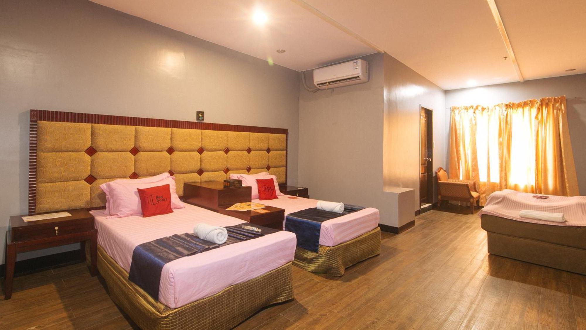 Reddoorz Premium At Jjimjbang Hotel Spa Manila Dış mekan fotoğraf